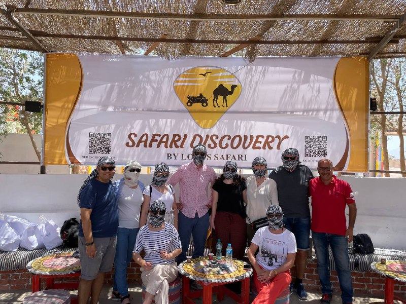 Guests at the Safari Discovery camp