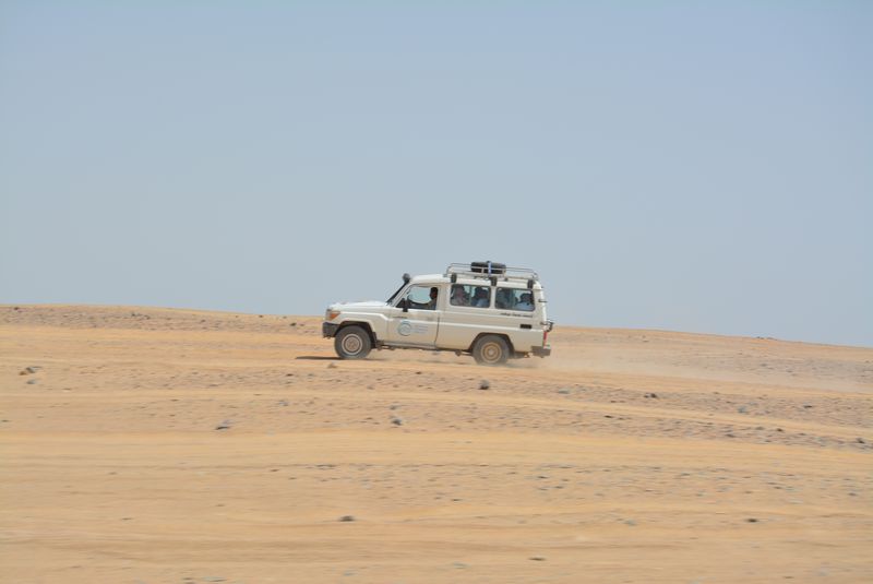 4×4 jeep crossing the open desert