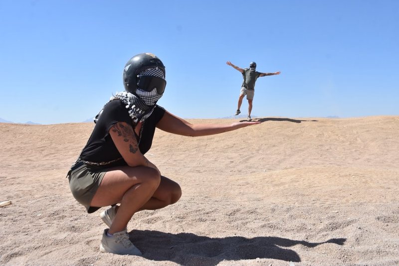 Fun photo tricks in the desert