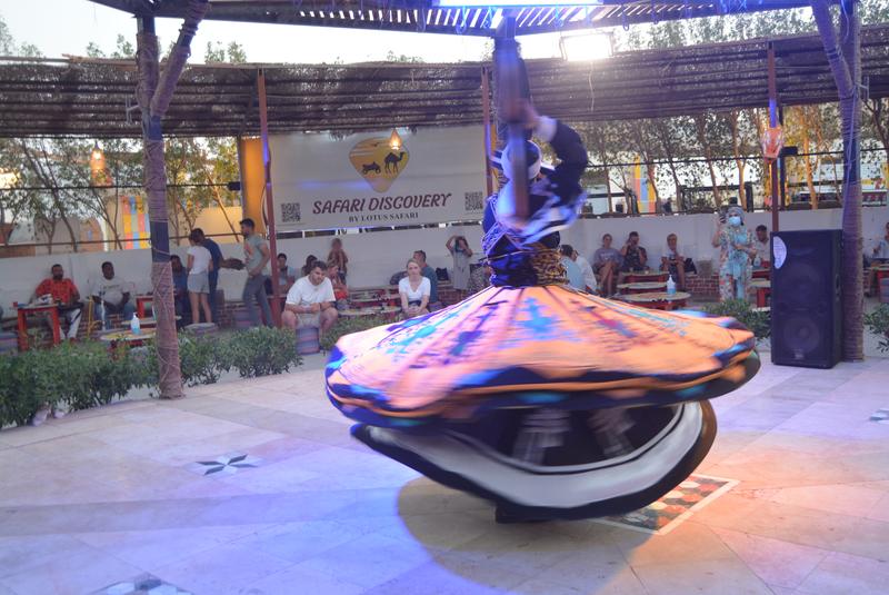 Quad 5 Hours — Dinner & Show
